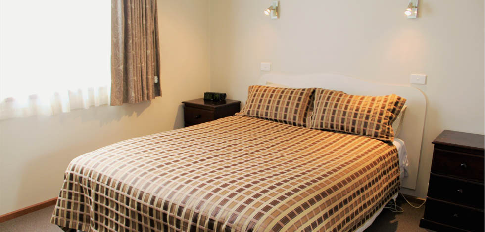 We offer a variety of accommodation options including Queen Rooms, Twin Rooms, Family Rooms and Serviced Apartments.